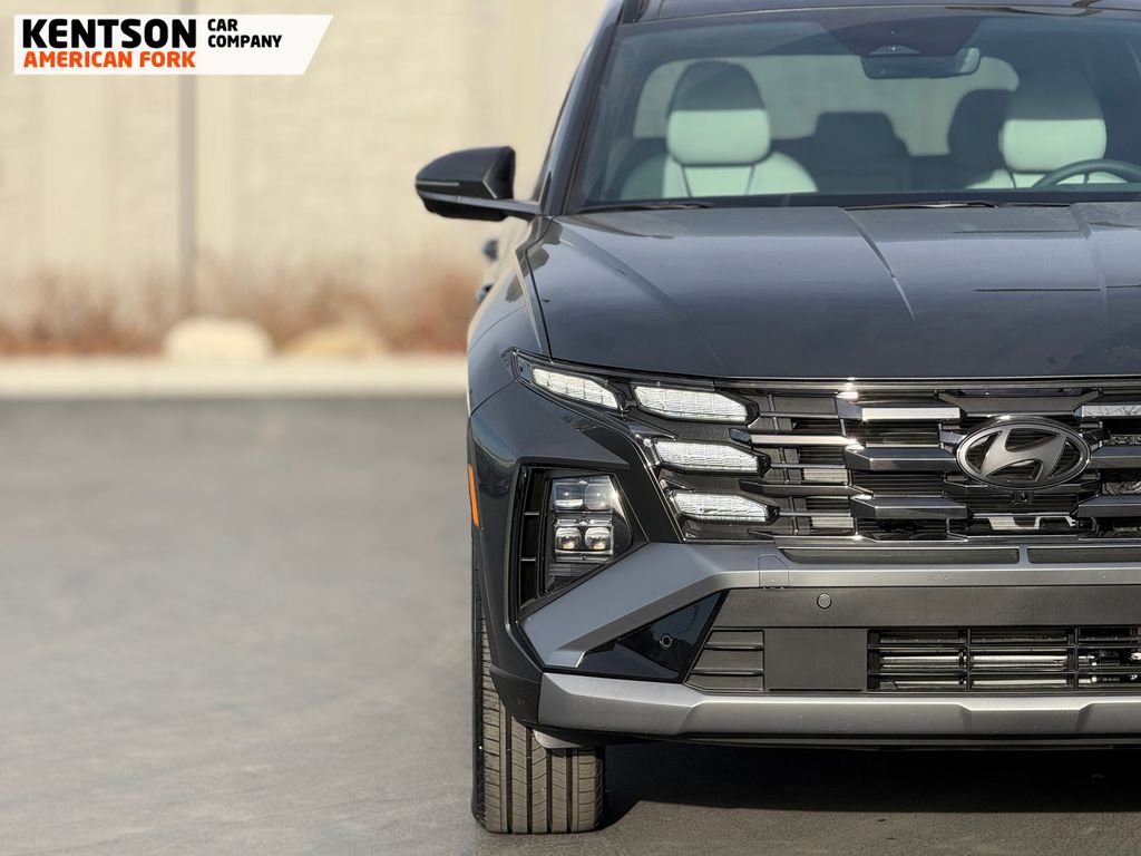 Used 2025 Hyundai Tucson Limited image 14