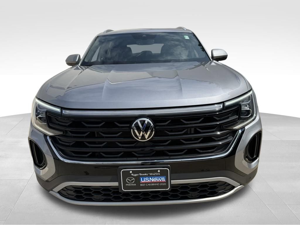 Used 2024 Volkswagen Atlas Cross Sport SE AWD/4WD image 3