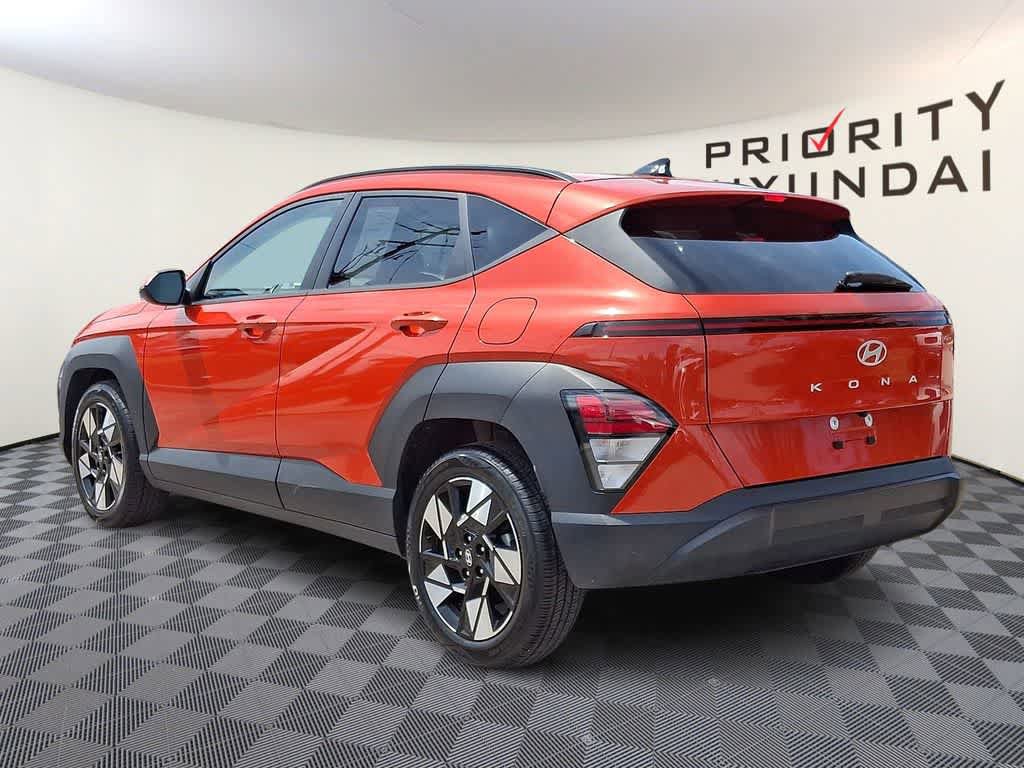 Used 2024 Hyundai Kona SEL FWD image 6