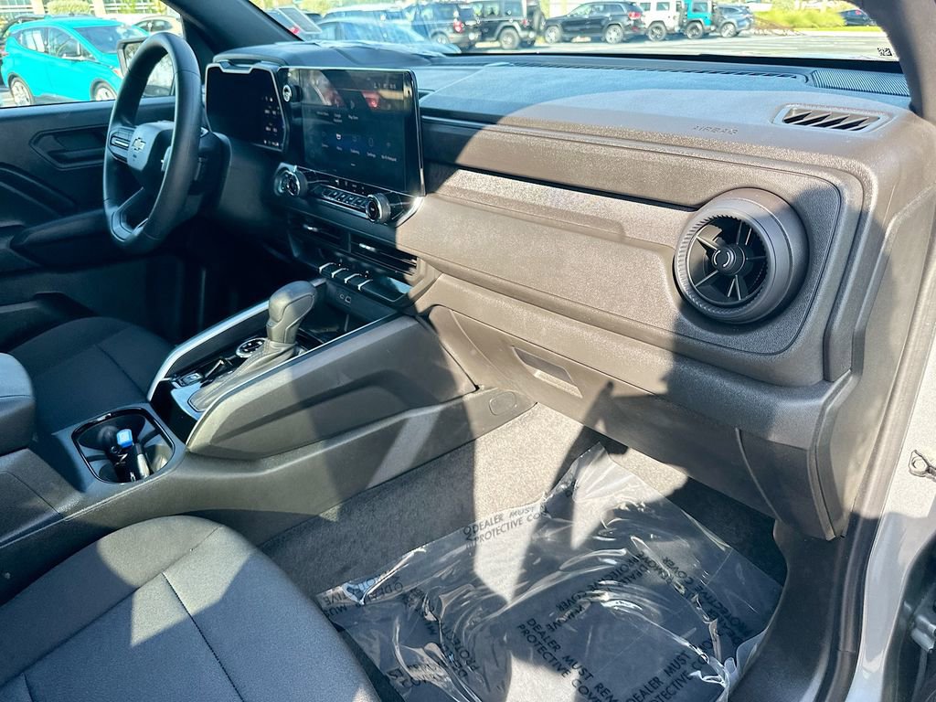 Certified 2025 Chevrolet Colorado W/T w/ WT Custom Package image 27