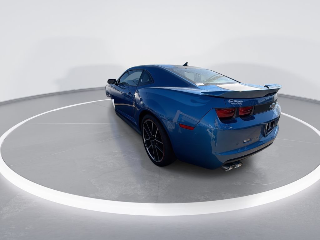 Used 2013 Chevrolet Camaro SS w/ Hot Wheels Special Edition RWD image 6