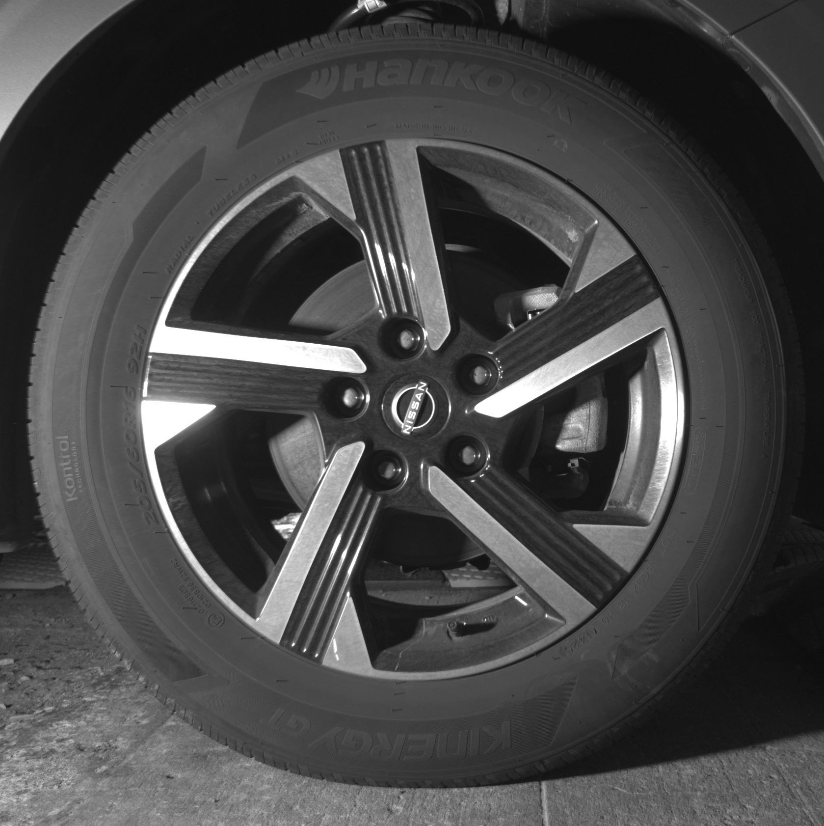 Used 2025 Nissan Sentra SV FWD image 13