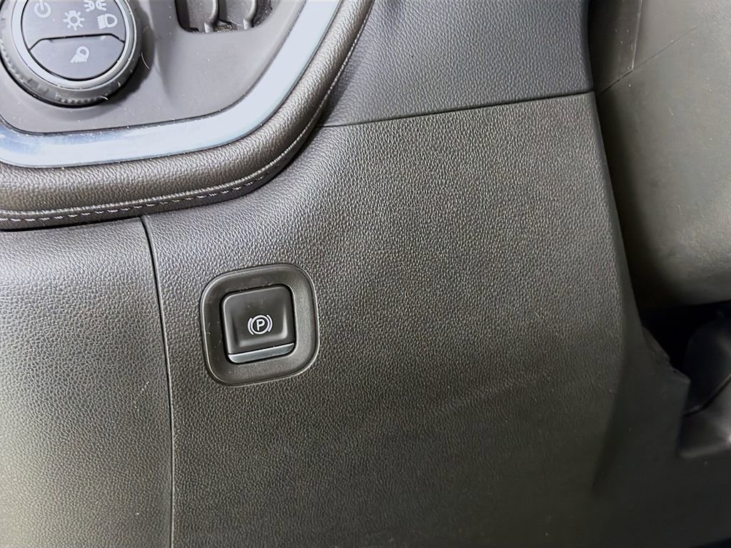 Used 2022 Chevrolet Silverado 2500 LTZ w/ LTZ Texas Edition image 36