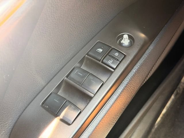 Used 2022 Toyota Camry SE FWD image 23