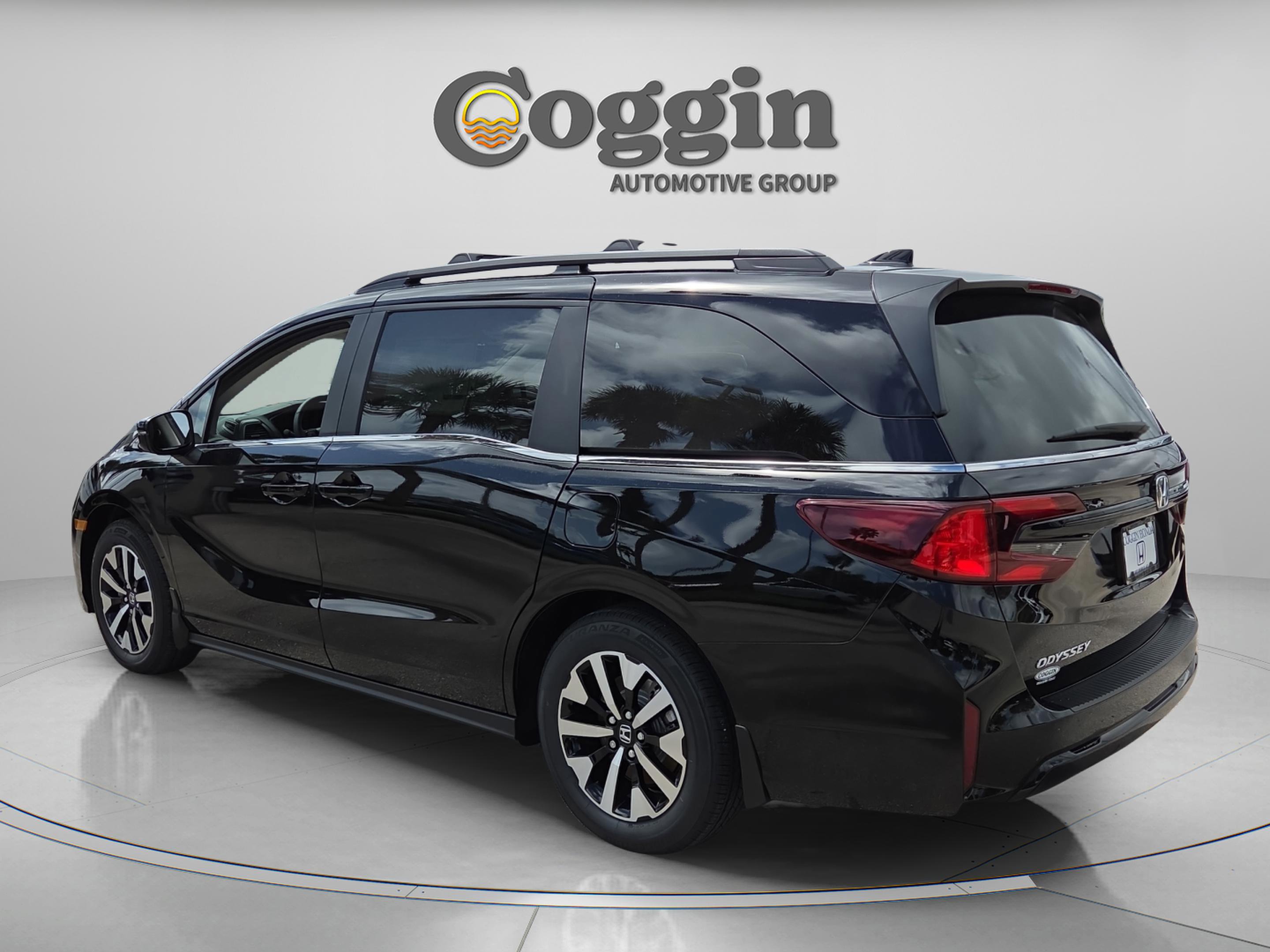 New 2026 Honda Odyssey EX-L image 4