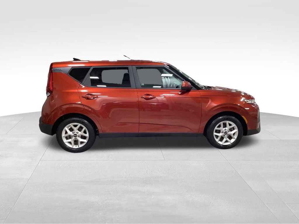 Certified 2020 Kia Soul S image 6