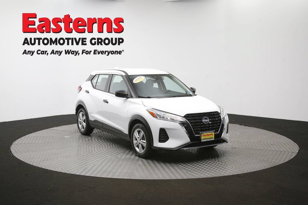 Used 2022 Nissan Kicks S FWD image 48