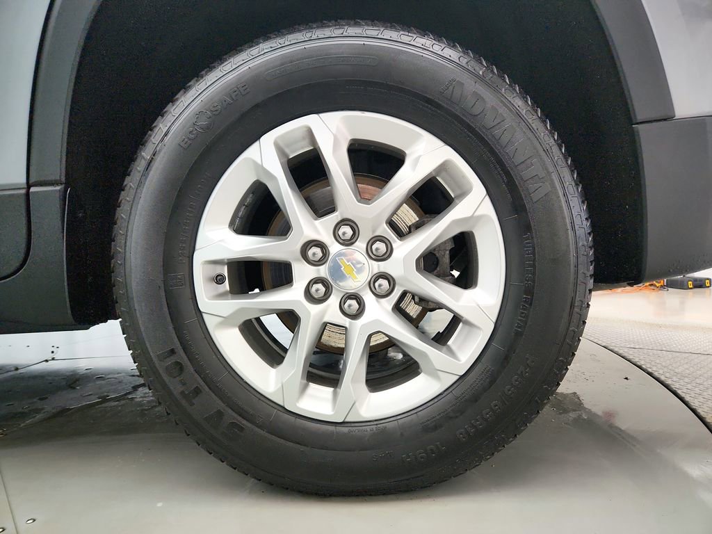 Used 2020 Chevrolet Traverse LT w/ LPO, Floor Liner Package image 39