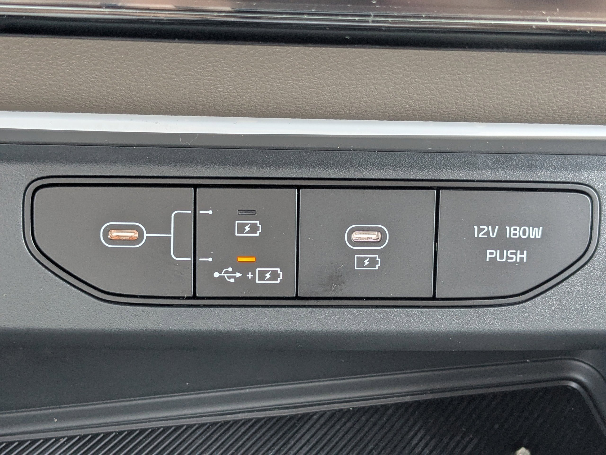 New 2026 Kia Carnival image 21