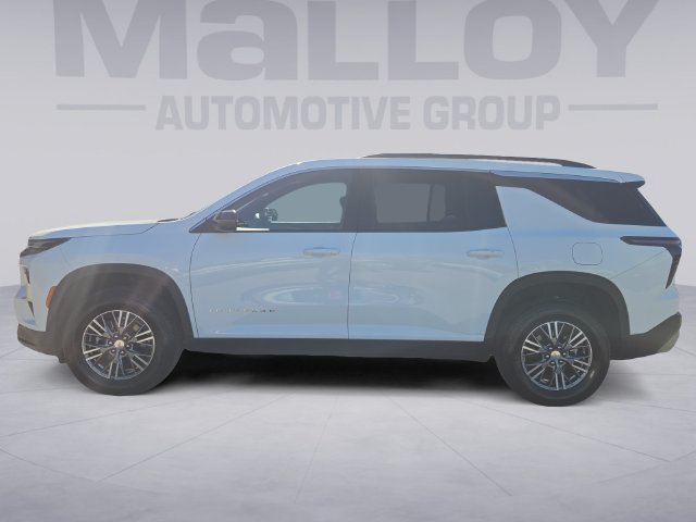 Used 2026 Chevrolet Traverse LT w/ LPO, Floor Liner Package FWD image 2