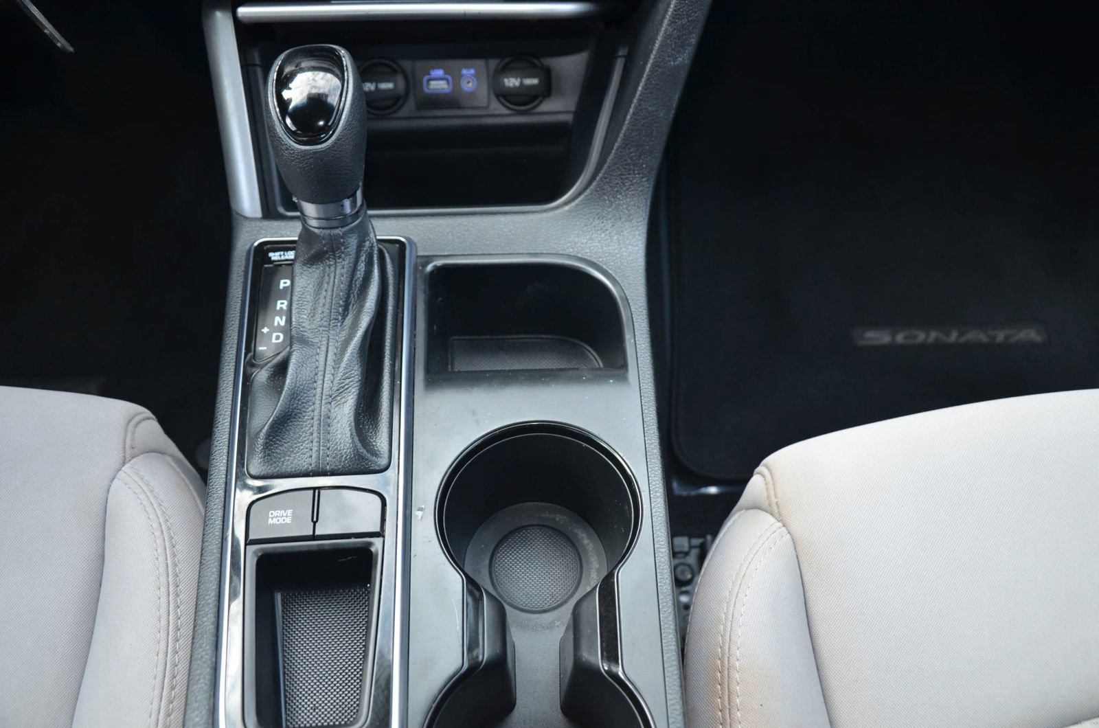 Used 2016 Hyundai Sonata SE w/ Cargo Package image 18