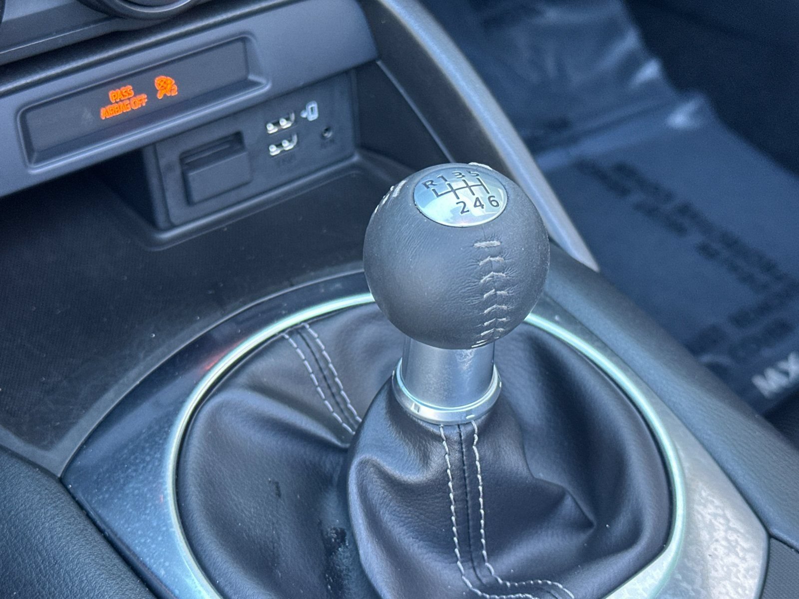 Used 2022 MAZDA MX-5 Miata Sport RWD image 19
