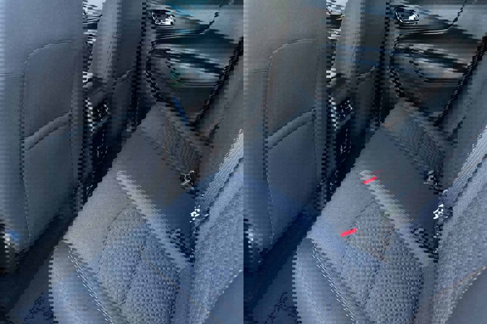 Used 2020 Chevrolet Equinox LT image 4