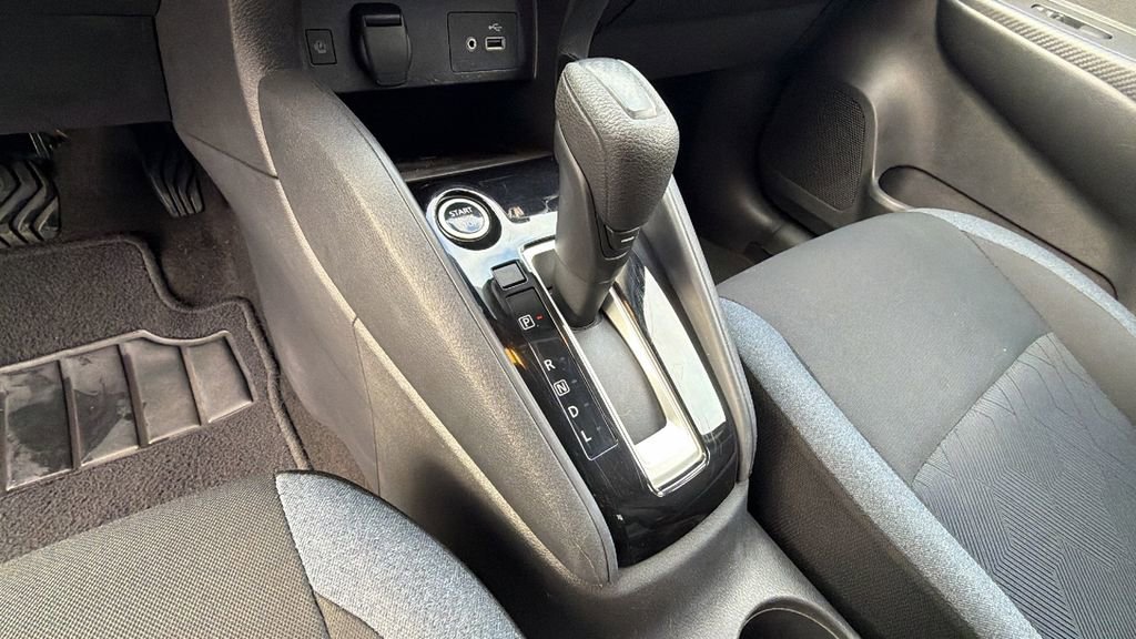 Used 2023 Nissan Versa SV image 24