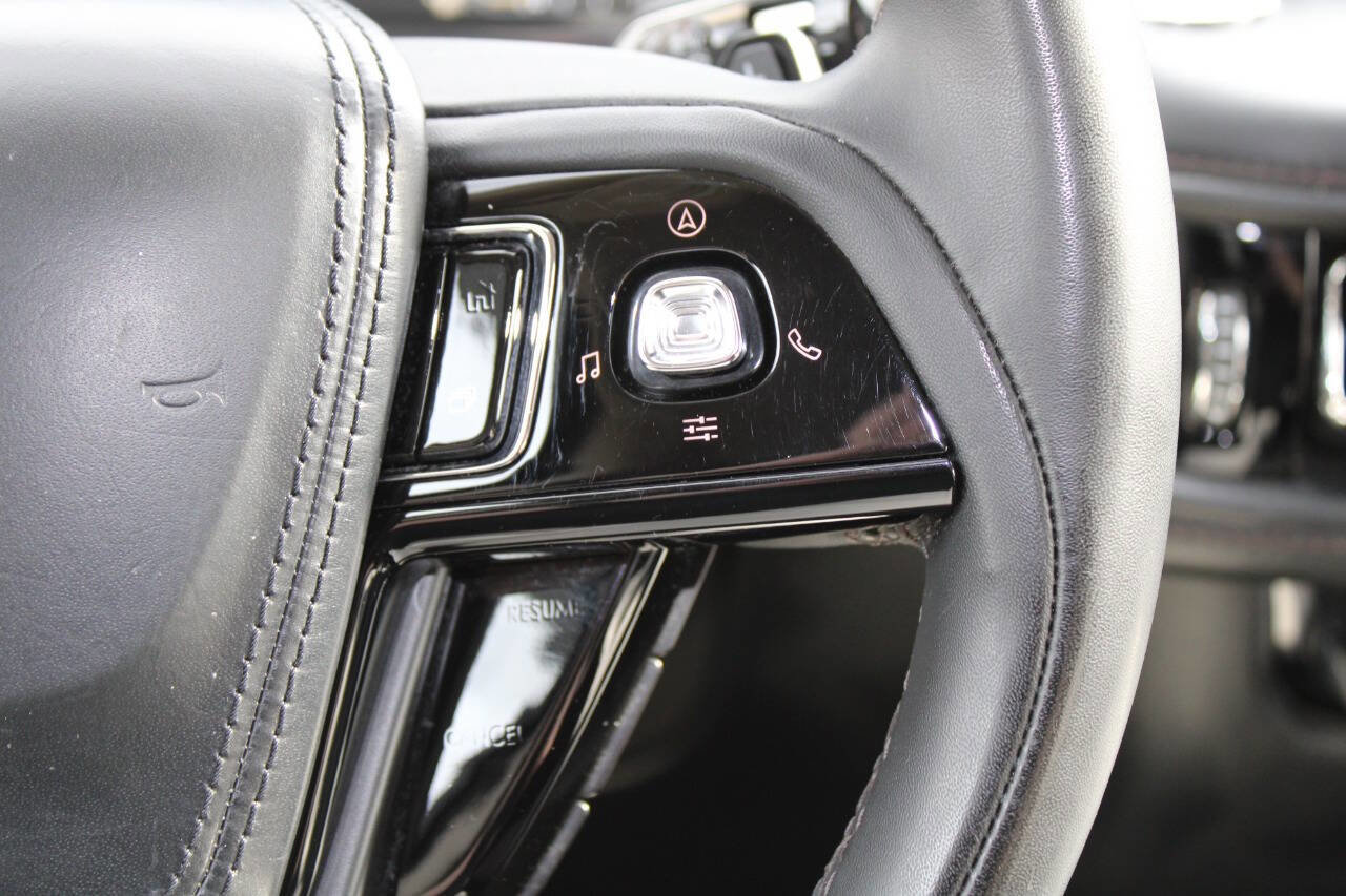 Used 2022 Lincoln Aviator AWD image 25