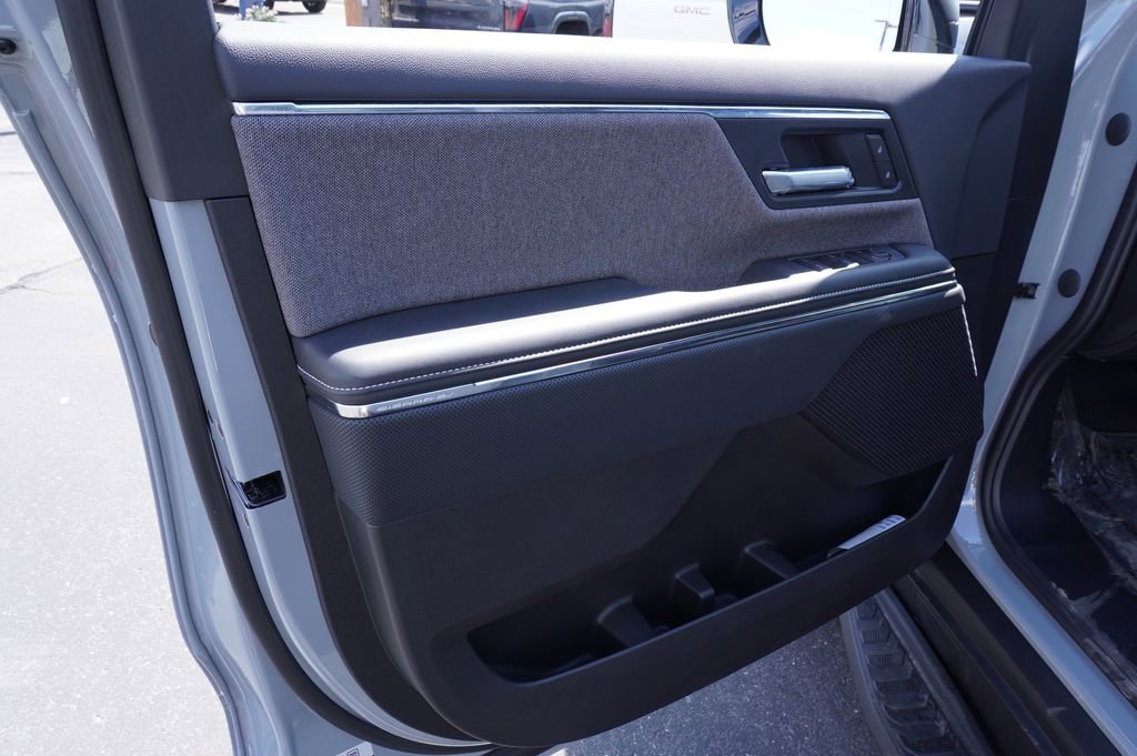 New 2026 GMC Sierra EV Elevation image 14