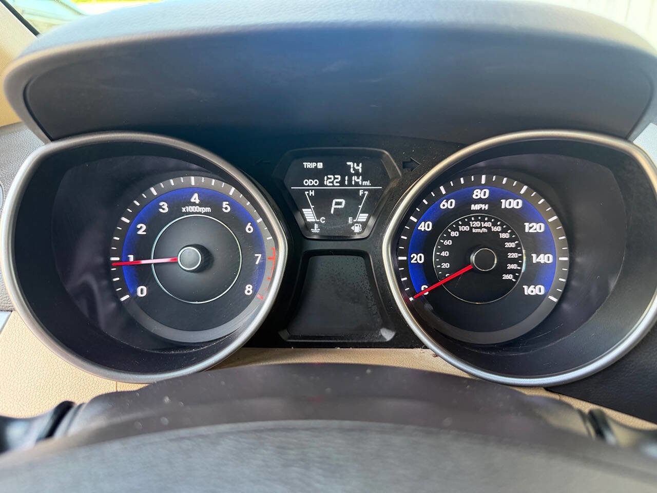 Used 2012 Hyundai Elantra Limited FWD image 25