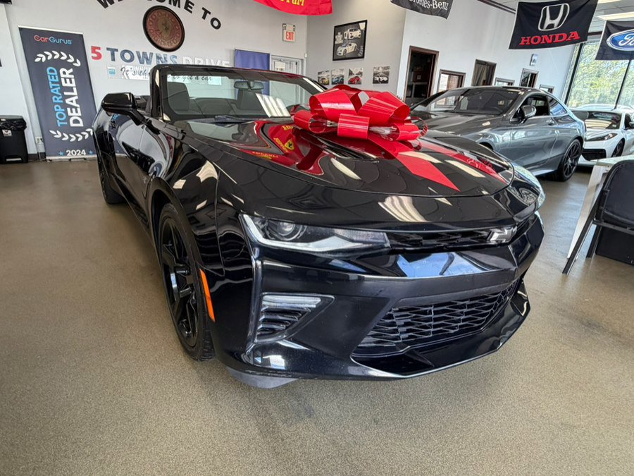 Used 2017 Chevrolet Camaro SS RWD image 2