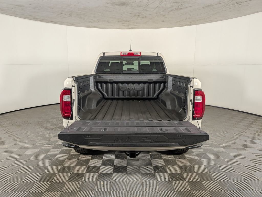 New 2026 GMC Canyon Elevation w/ Convenience Package image 9