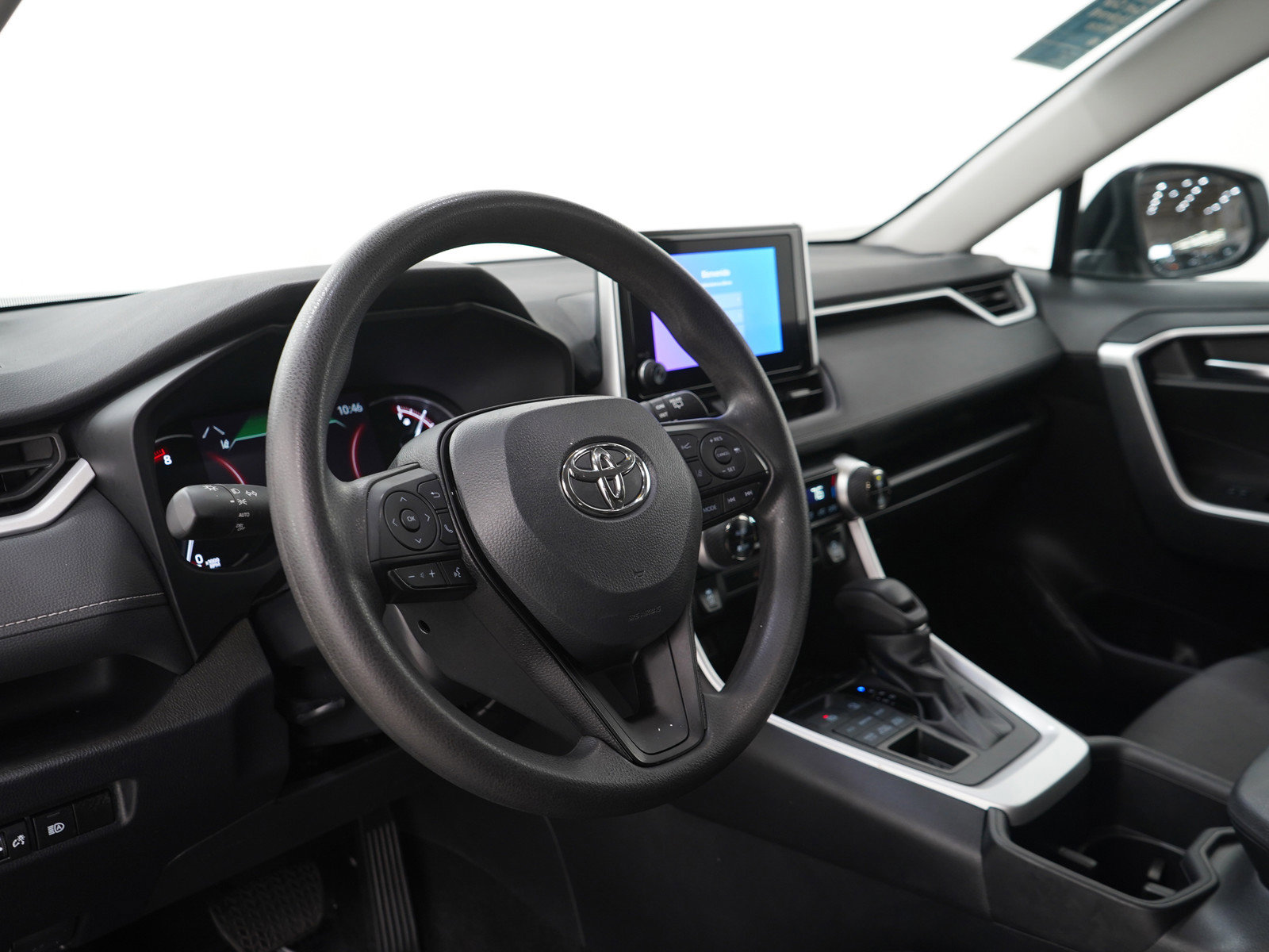 Used 2024 Toyota RAV4 XLE AWD/4WD image 24