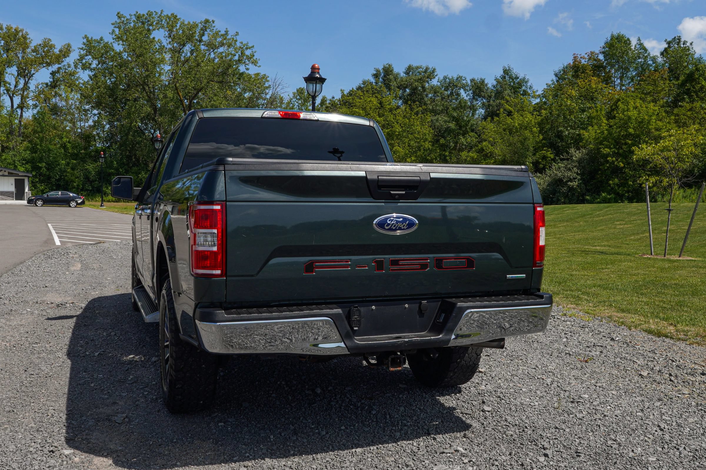 Used 2018 Ford F150 XLT AWD/4WD image 4