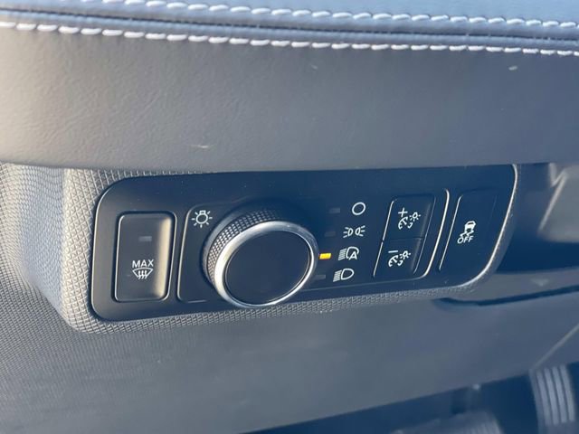 Certified 2025 Ford Mustang Mach-E Select w/ Comfort Package Lite image 20