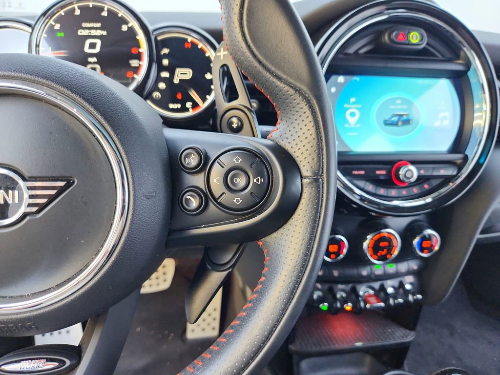 Used 2021 MINI Cooper S w/ Driver Assistance Package image 31