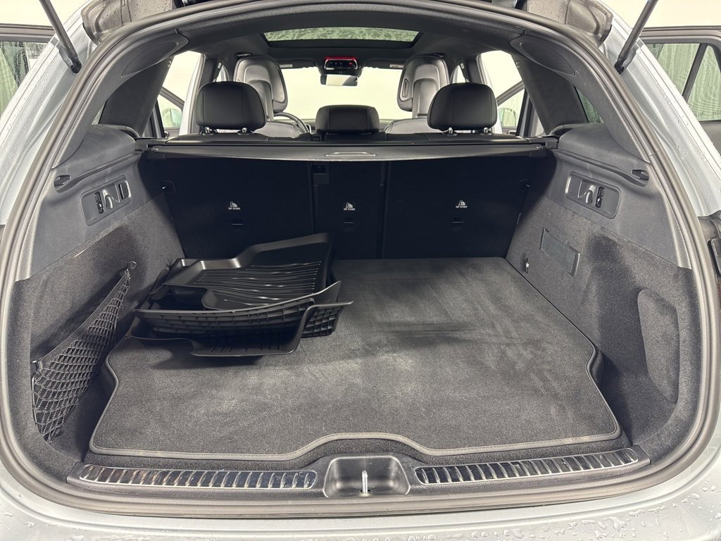 Used 2025 Mercedes-Benz GLC 350e 4MATIC image 15