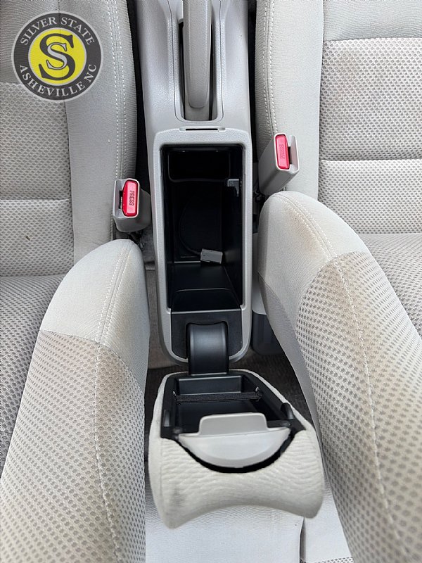 Used 2010 Honda Insight EX image 23