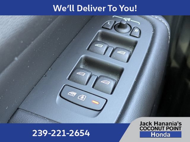Used 2024 Volvo XC60 B5 Ultimate w/ Protection Package Premier AWD/4WD image 25