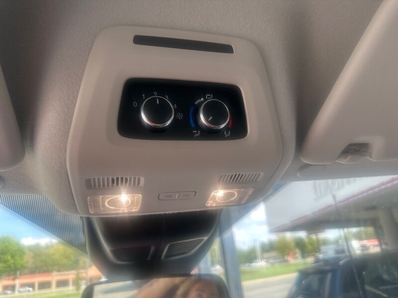 Used 2021 Ford Transit 350 XLT RWD image 26
