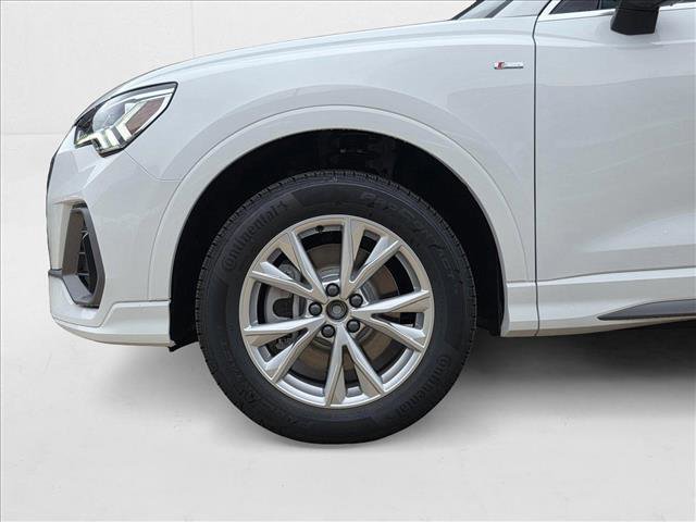 New 2025 Audi Q3 2.0T Premium w/ Convenience Package image 9