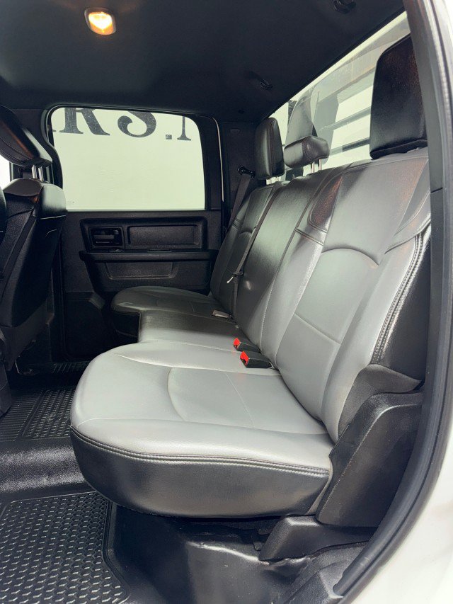 Used 2022 RAM 3500 Tradesman w/ Chrome Appearance Group AWD/4WD image 33
