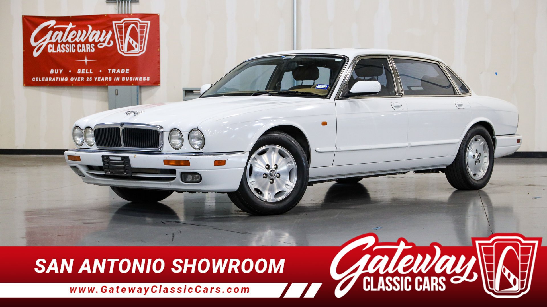 Used 1997 Jaguar XJ6 L RWD video 1