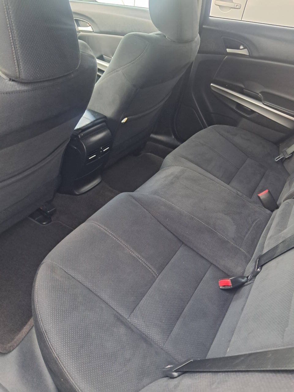 Used 2015 Honda Crosstour EX image 3