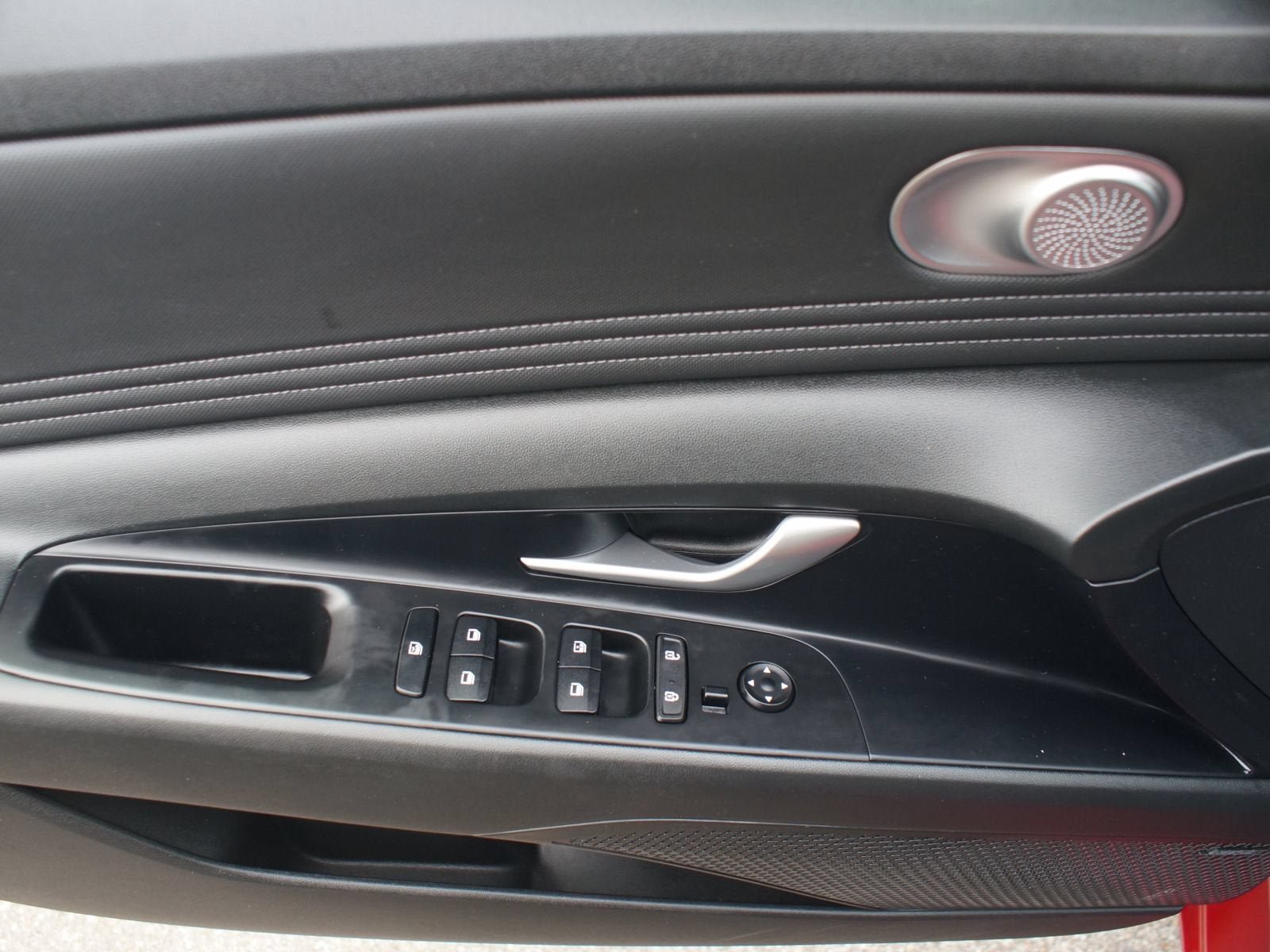 Used 2021 Hyundai Elantra SEL w/ Convenience + Premium Package FWD image 27