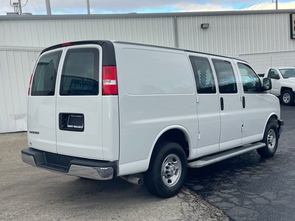 Used 2024 Chevrolet Express 2500 Work Van w/ Driver Convenience Package image 7