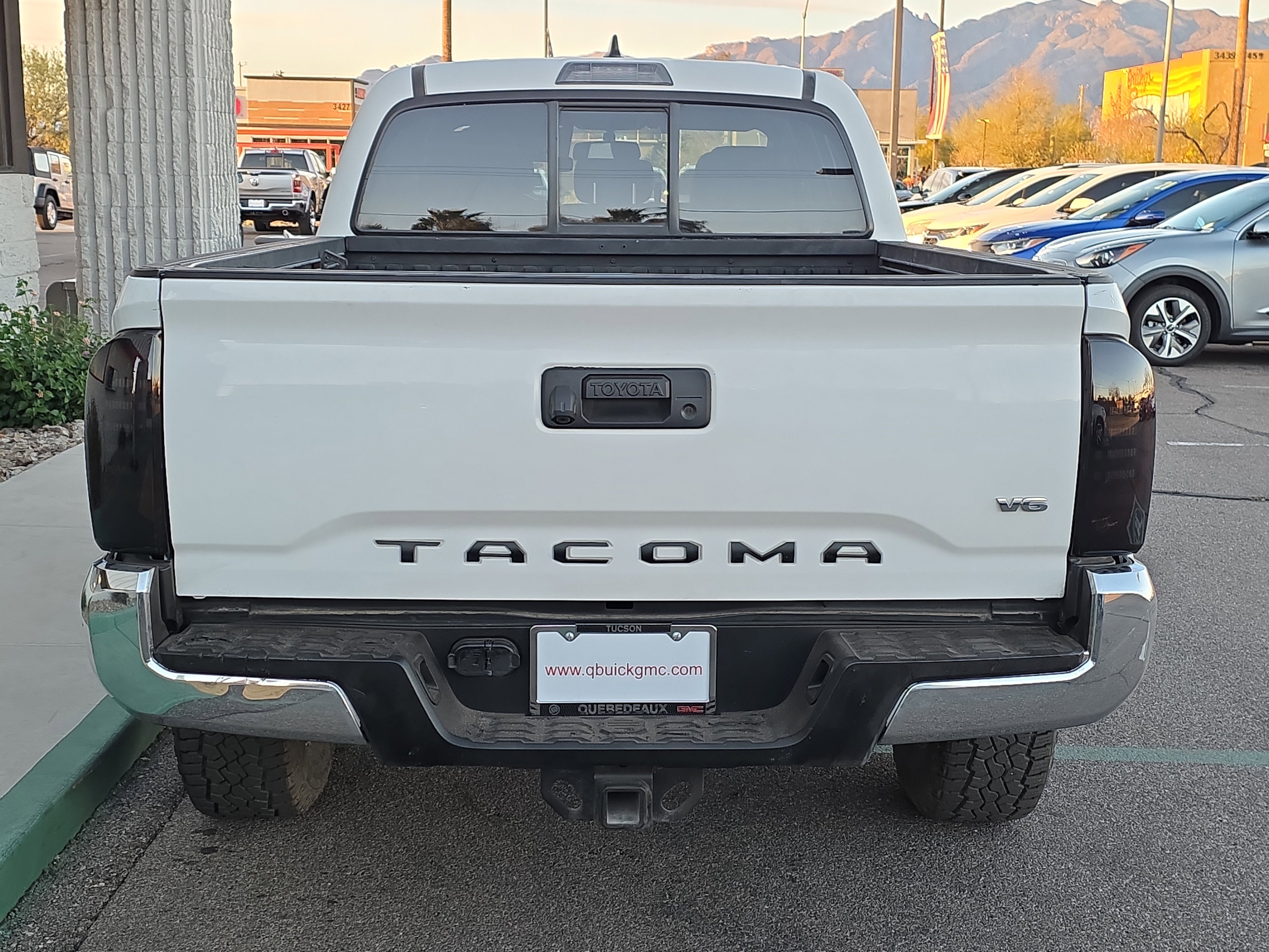 Used 2016 Toyota Tacoma TRD Off-Road w/ Towing Package image 6