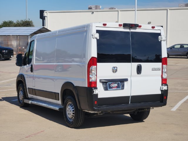 Used 2025 RAM ProMaster 2500 w/ U-Haul Equipment Group FWD image 3