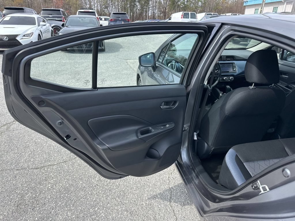 Used 2025 Nissan Versa SV FWD image 22