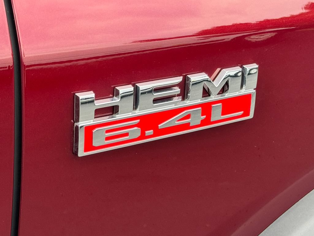 Used 2022 RAM 5500 Tradesman w/ Chrome Appearance Group RWD image 9