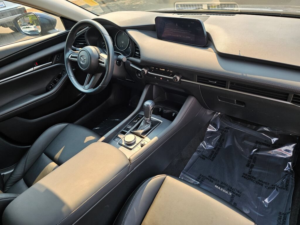Used 2020 MAZDA MAZDA3 Sedan w/ Select Package FWD image 29