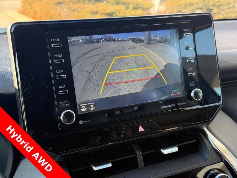 Used 2021 Toyota Venza LE w/ Carpet Mat Package (TMS) image 24