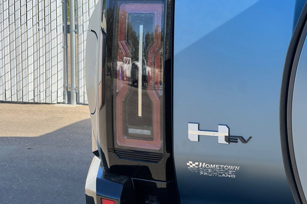 New 2024 GMC Hummer EV 3X w/ Omega Edition image 21