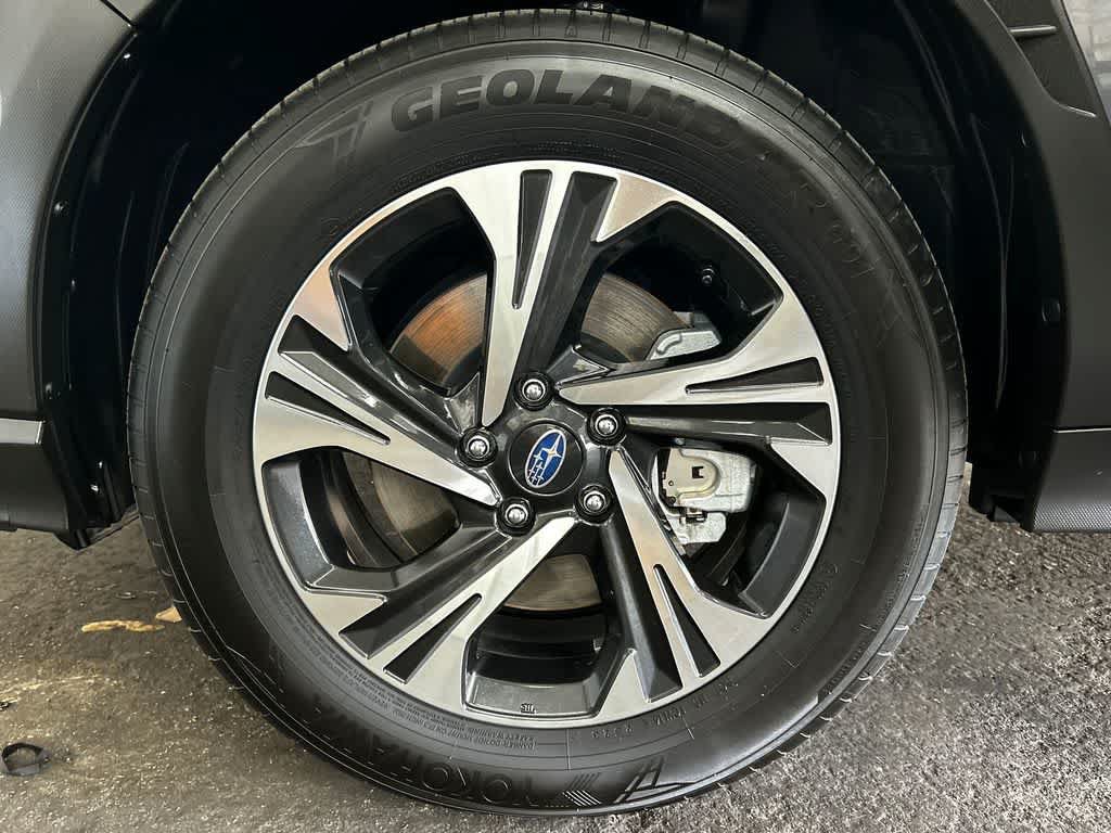 Certified 2024 Subaru Crosstrek 2.0i Premium w/ Crosstrek Mirror Package AWD/4WD image 8