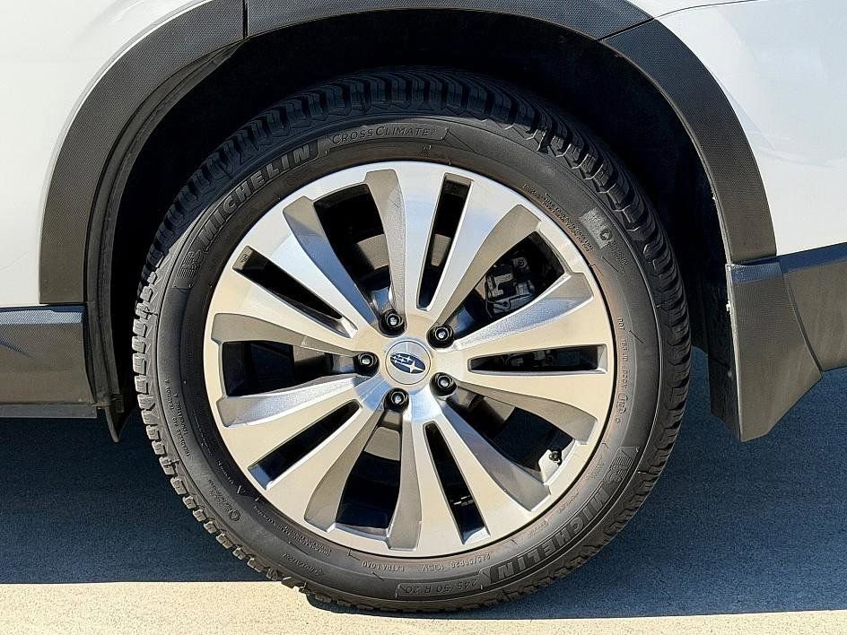 Used 2020 Subaru Ascent Premium w/ Sport Package image 18