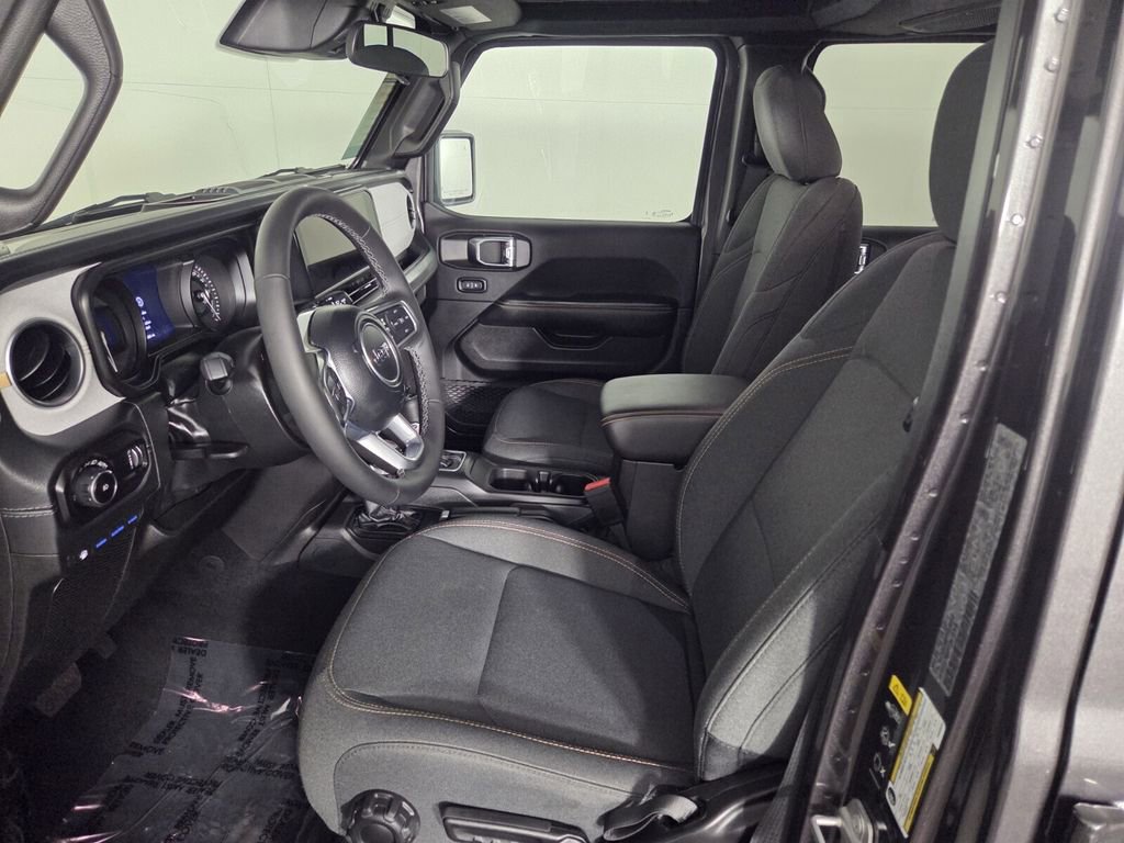 Certified 2025 Jeep Wrangler Sahara w/ Safety Group image 10