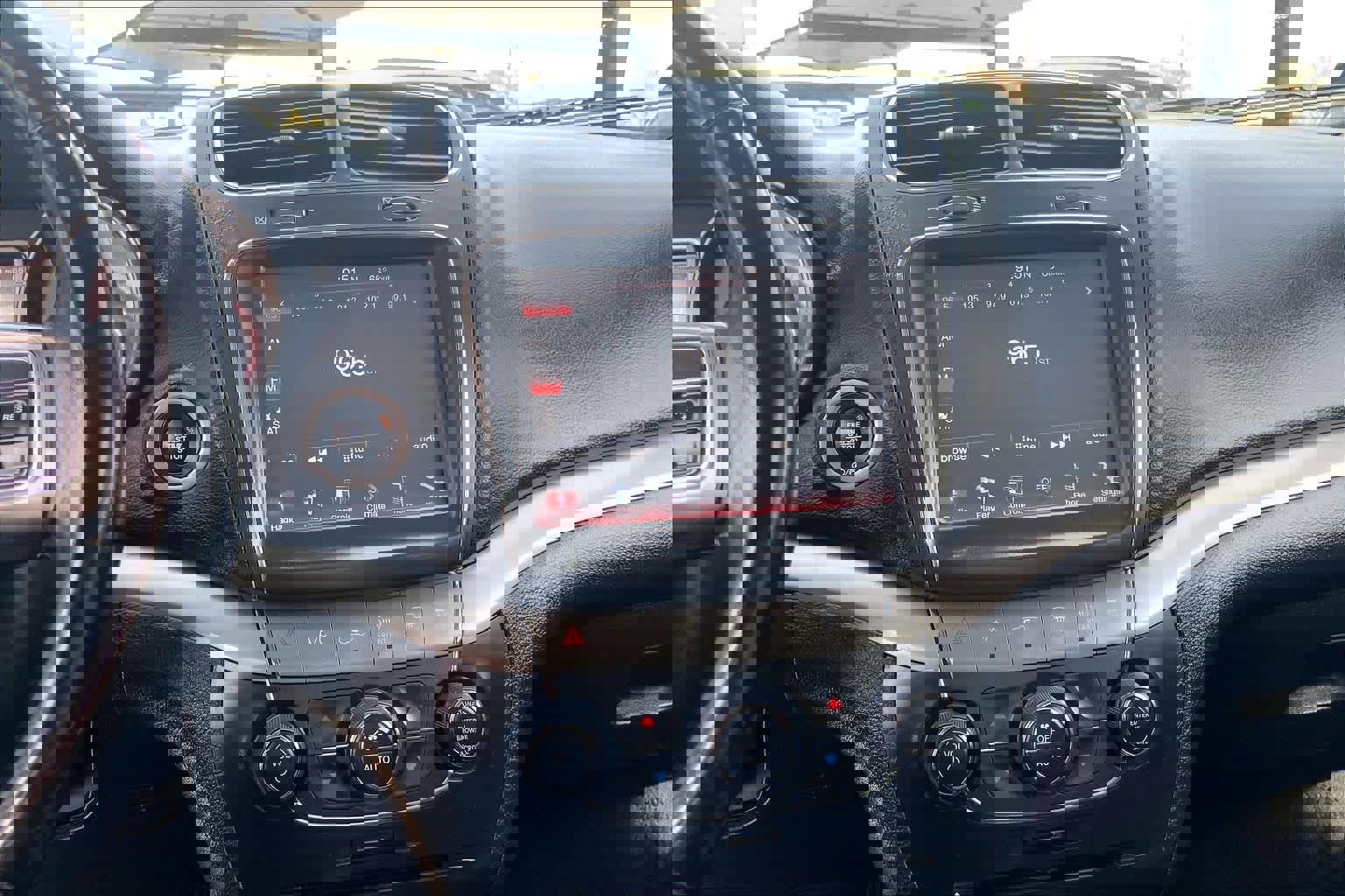 Used 2019 Dodge Journey Crossroad image 31