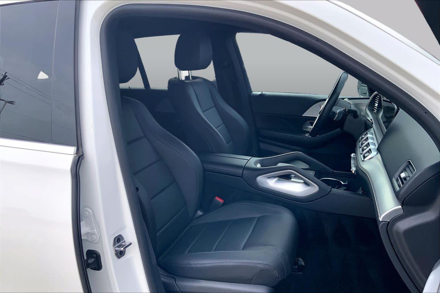 Used 2025 Mercedes-Benz GLE 350 4MATIC image 9