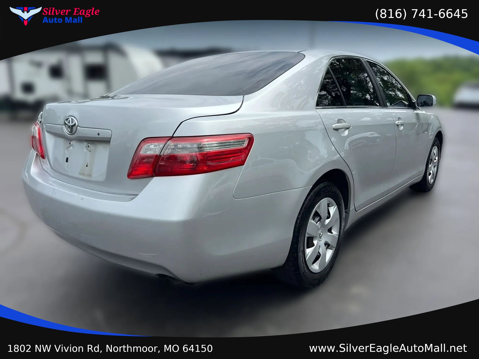 Used 2008 Toyota Camry LE FWD image 4